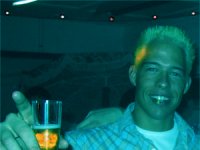kun goes kerduut, drinkin' & toasting on benoenenzy.be!